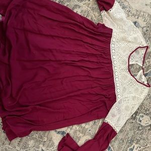Boutique top with lace